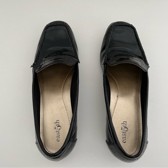 East 5th Patent Leather Loafer Slip-ons - Picture 5 of 7